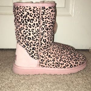 Womens Pink cheetah print UGGs